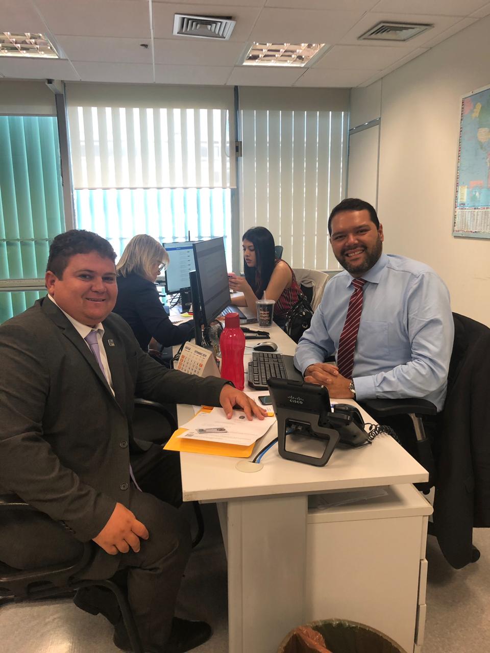 Prefeito Tairo busca recursos em Brasília para o município de Santo Inácio  - Imagem 9