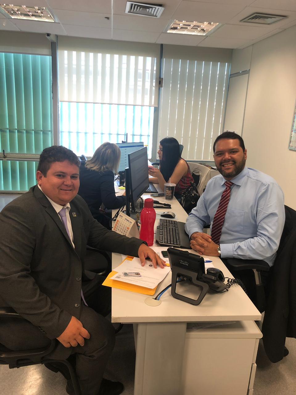 Prefeito Tairo busca recursos em Brasília para o município de Santo Inácio  - Imagem 10