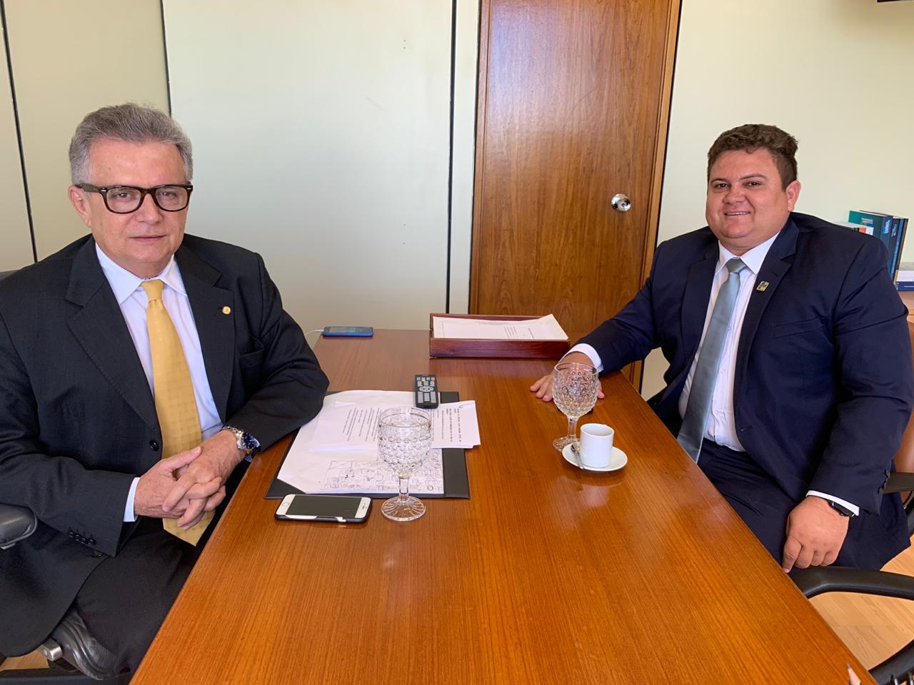 Prefeito Tairo busca recursos em Brasília para o município de Santo Inácio  - Imagem 11