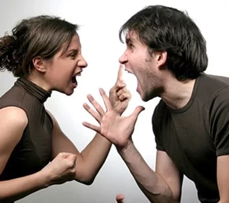 Barraqueiros? Como se comporta cada signo do zodíaco em uma briga