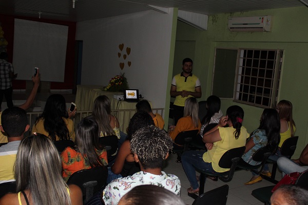 Servidores da saúde participam de palestra sobre o setembro amarelo  - Imagem 10