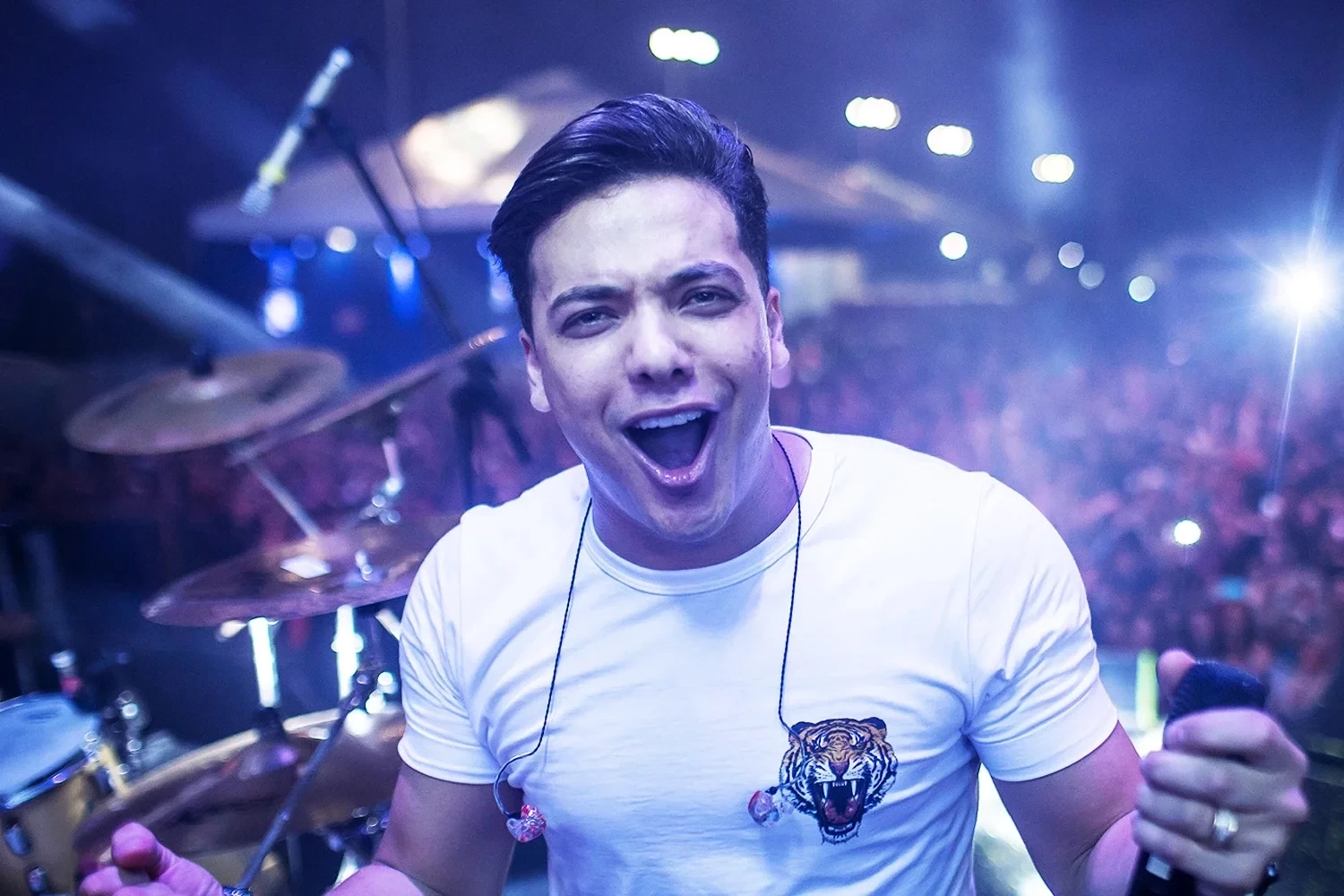 Veja os 10 maiores cachês de cantores brasileiros - imagem 6104