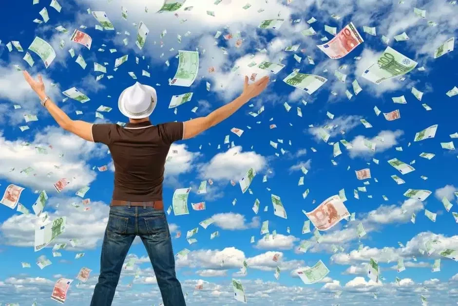 Os signos do zodíaco que podem ganhar muito dinheiro em 2019 - imagem 6152