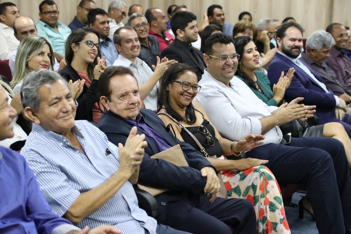 Dr. Wagner Coelho prestigia inauguração de fórum em Ribeiro Gonçalves com governador Wellington Dias - Imagem 2