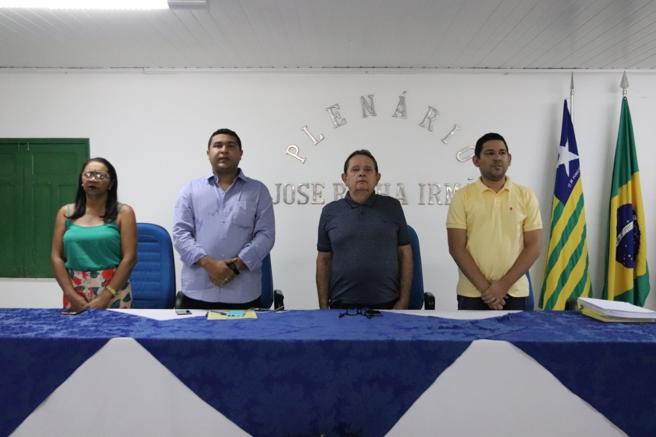 Prefeito Wagner Coelho realiza cerimônia de posse de servidores aprovados em concurso público  - Imagem 1