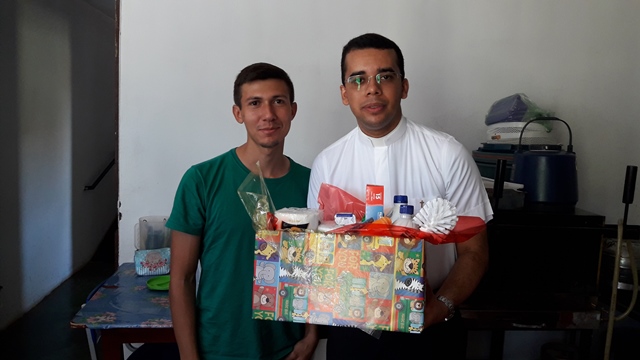 Padre Cláudio visita órgãos públicos de Dom Expedito Lopes - Imagem 45