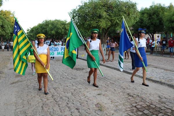 Escolas da zona rural participaram do desfile cívico de 7 de setembro - Imagem 7