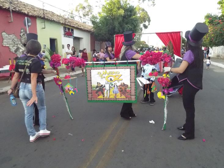 Cinema é tema de desfile cívico de 7 de setembro em Pedro II - Imagem 9