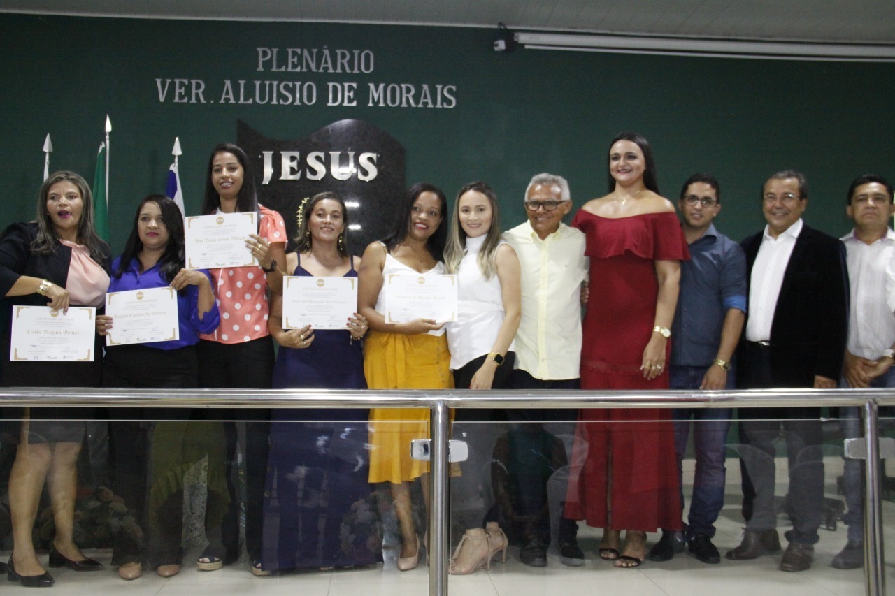 Presidente da Câmara Municipal Vereador Valter participa da posse dos novos conselheiros tutelares. - Imagem 2