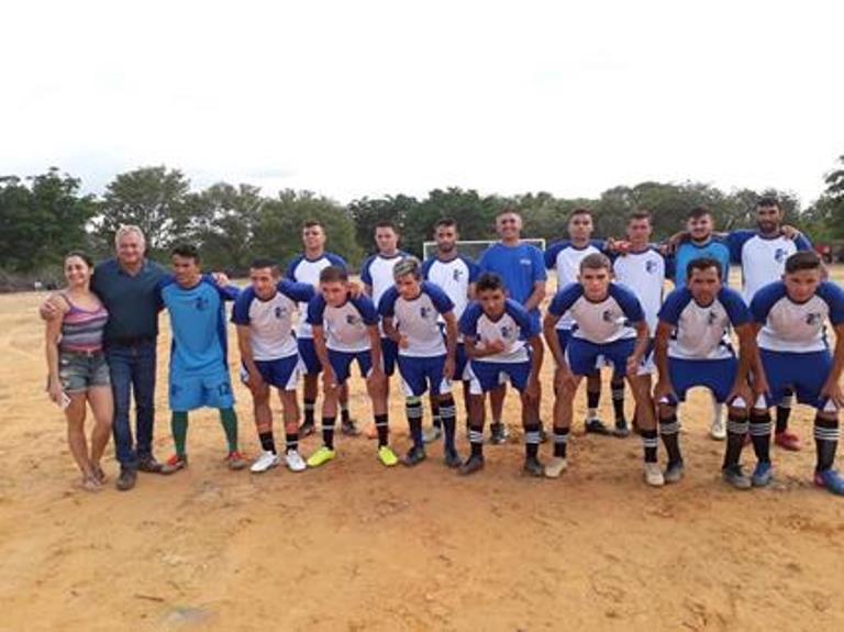 Milton Brandão: Arena Resendão é inaugurada sob o olhar de muitos desportistas e espectadores  - Imagem 2
