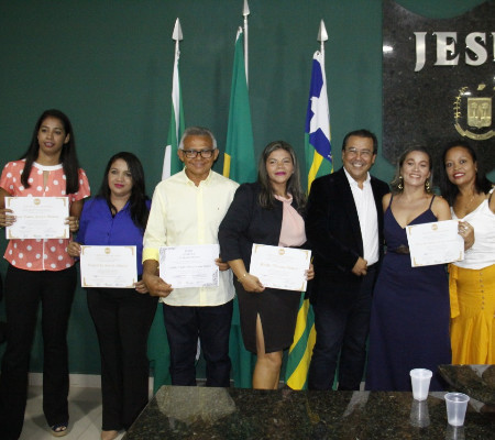 Presidente da Câmara Municipal Vereador Valter participa da posse dos novos conselheiros tutelares.
