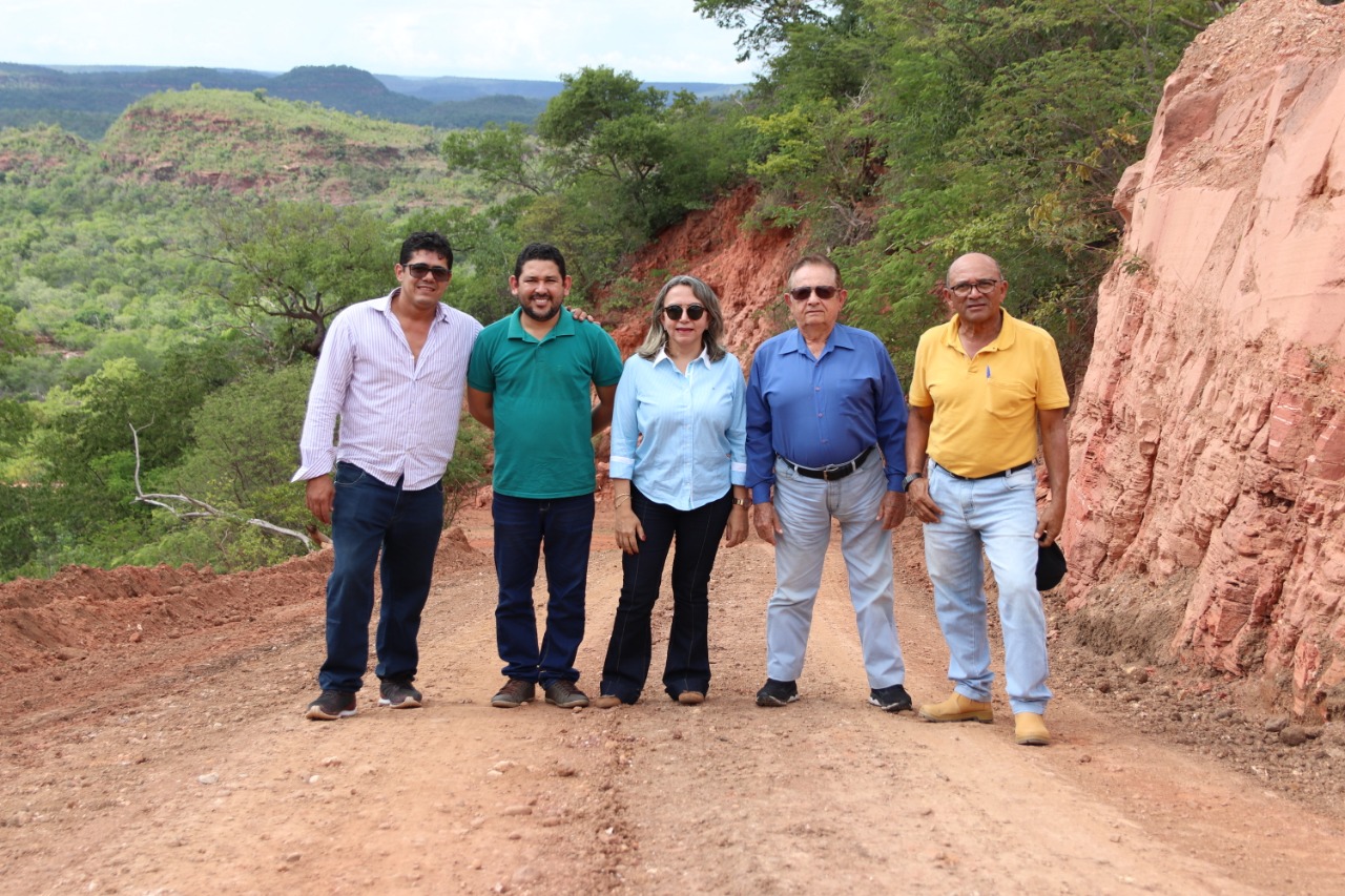 Durante inaugurações, trabalho do prefeito Dr. Wagner é reconhecido - Imagem 3