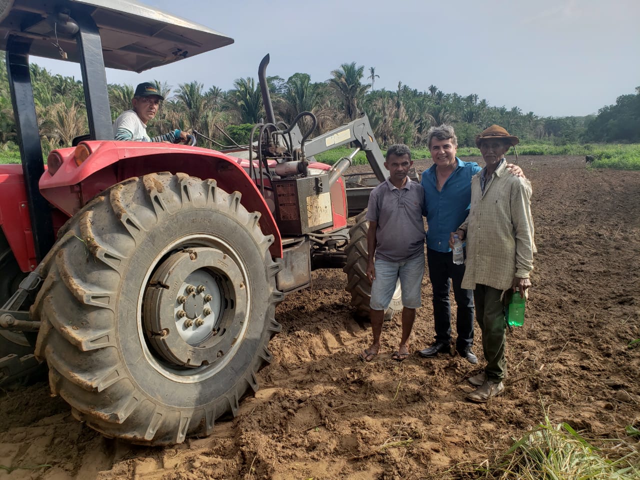 Prefeito intensifica ações na região do Bom Lugar, Brejo e Canafistula  - Imagem 7