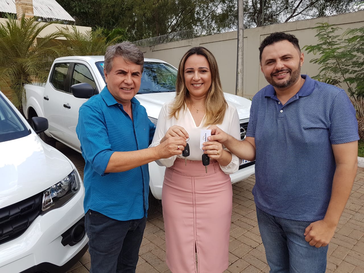 Prefeito João Luiz reforça frota de novos veículos a serviço da população de Monsenhor Gil - Imagem 2