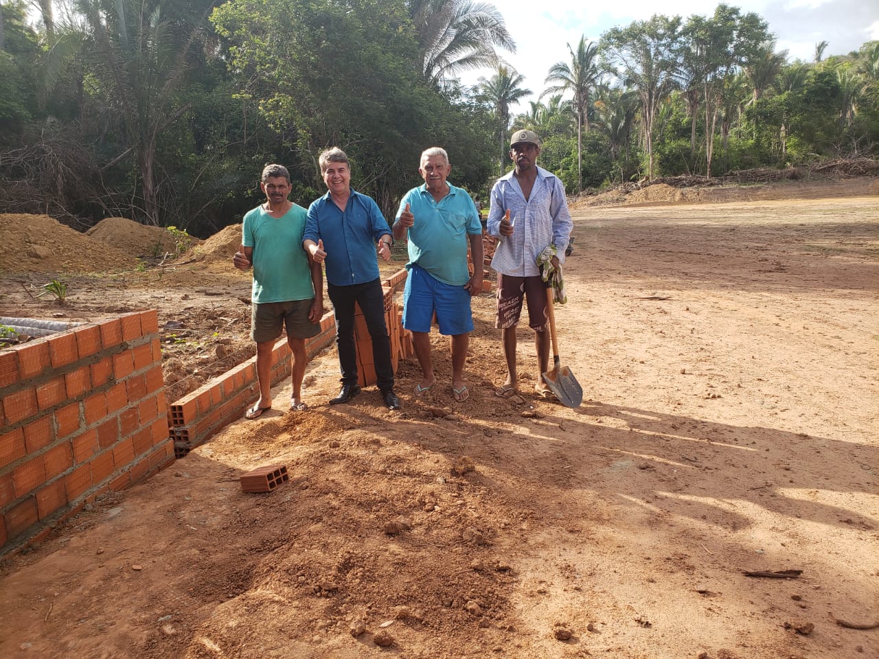 Prefeito intensifica ações na região do Bom Lugar, Brejo e Canafistula  - Imagem 8