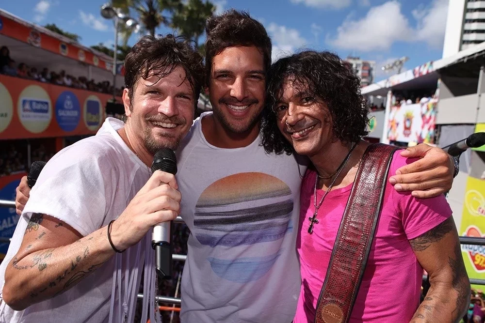  Bloquinho do Beijo: fotos relembram momentos da carreira de Saulo - imagem 14282