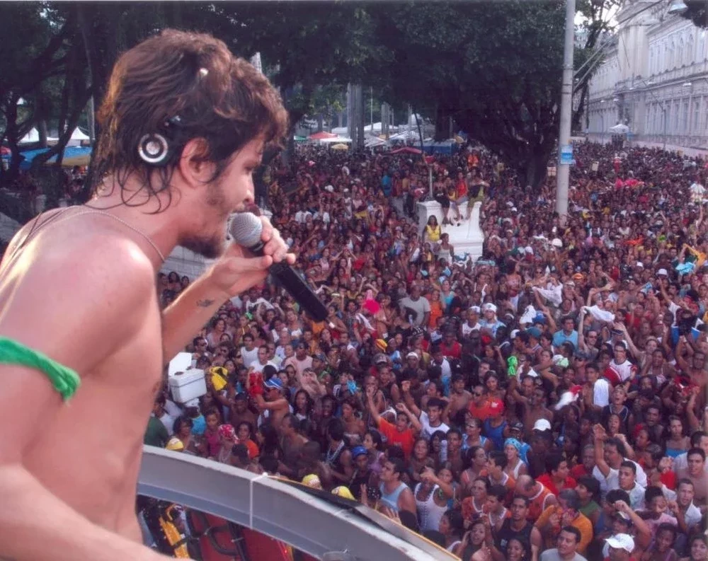  Bloquinho do Beijo: fotos relembram momentos da carreira de Saulo - imagem 14284