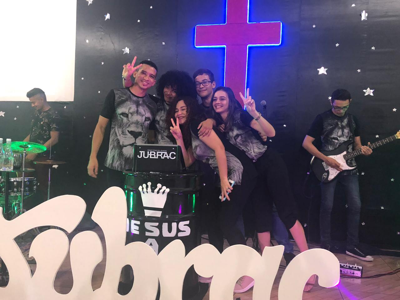 O Presidente da Câmara Municipal Vereador Antônio Valter prestigiou o Congresso de Jovens da Igreja Evangélica Brasil Para Cristo - Imagem 3