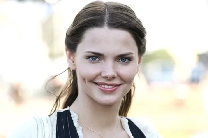 As 16 mulheres mais belas da atualidade - imagem 14450
