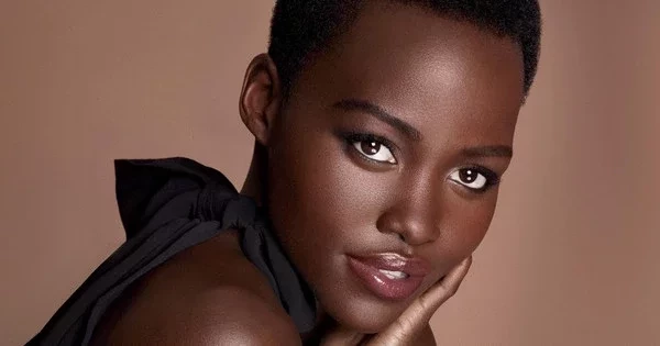 As 16 mulheres mais belas da atualidade - imagem 14447