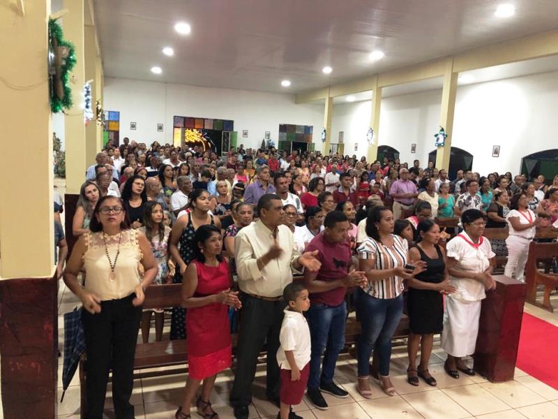 PADRE JOSÉ DINO SE DESPEDE DA PARÓQUIA DE REDENÇÃO DO GURGUÉIA  - Imagem 3