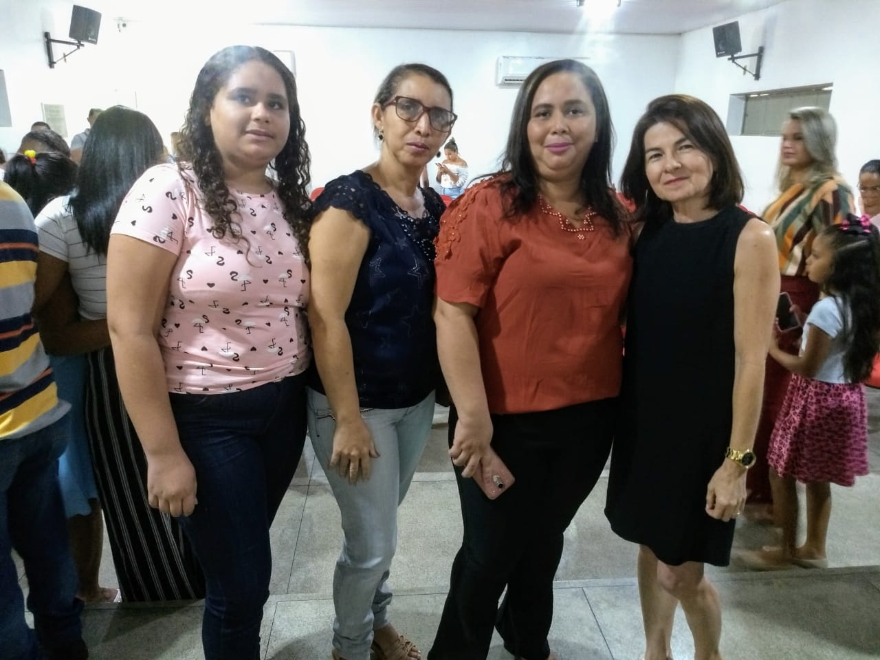 Empossados novos conselheiros tutelar de Monsenhor Gil com a presença de familiares e lideranças políticas  - Imagem 17