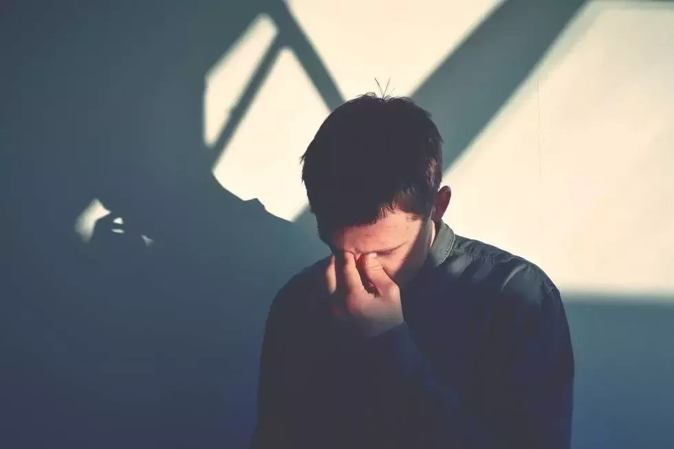 Saiba quais signos costumam se distanciar mesmo quando amam alguém - imagem 13517