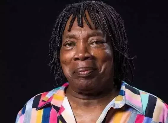 Conheça os famosos que foram adotados e você não sabia - imagem 27956