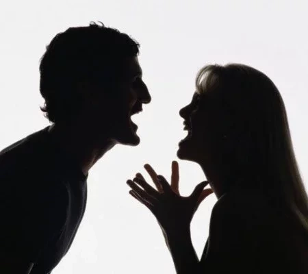 Combinações de signos que formam casais que enlouquecem um ao outro