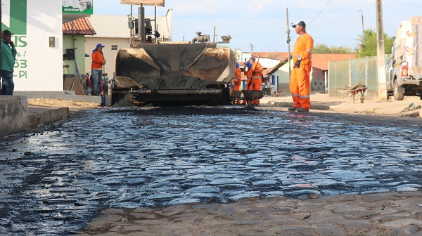 Nossa Sra. dos Remédios ganha pavimentação asfáltica  - Imagem 4