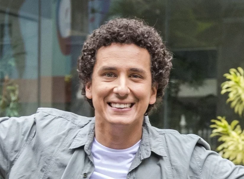 Sem cachos, Rafael Portugal surge com novo visual e surpreende fãs - imagem 28552