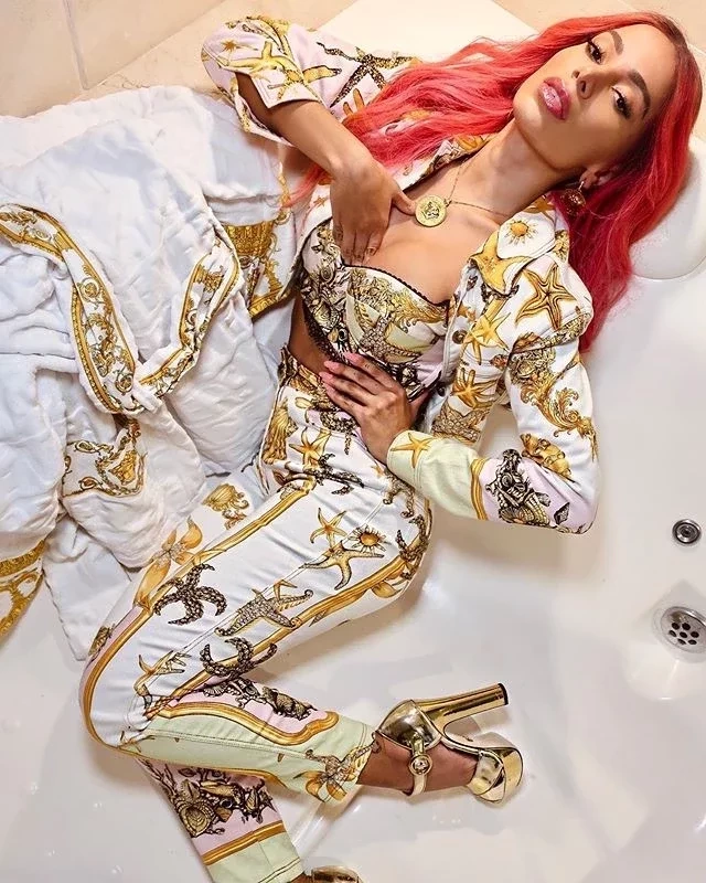 Nego do Borel faz ensaio ousado com Anitta no banheiro e é detonado - imagem 28588