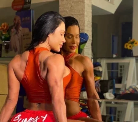 Gracyanne Barbosa treina com micro biquíni e exibe bumbum imenso; foto