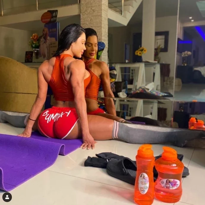 Gracyanne Barbosa treina com micro biquíni e exibe bumbum imenso; foto - imagem 28738