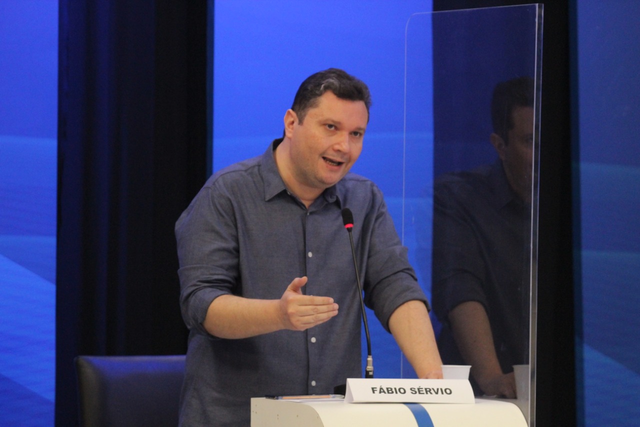 3° Bloco: Fábio Sérvio responde pergunta de jornalista e Simone Pereira comenta  - Imagem 1