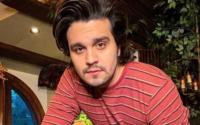 Saiba como e com quantos anos os famosos perderam a virgindade - imagem 27655