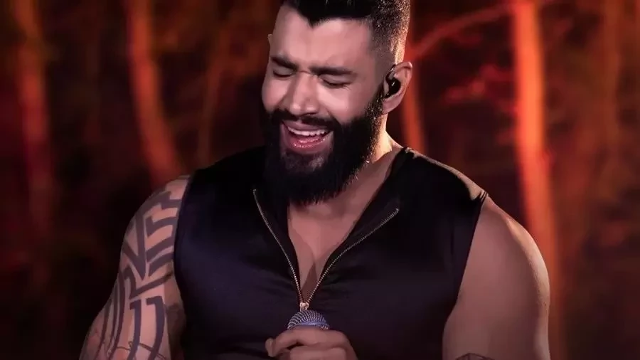 Gusttavo Lima se muda para apê luxuoso com elevador para carros; fotos - imagem 28856