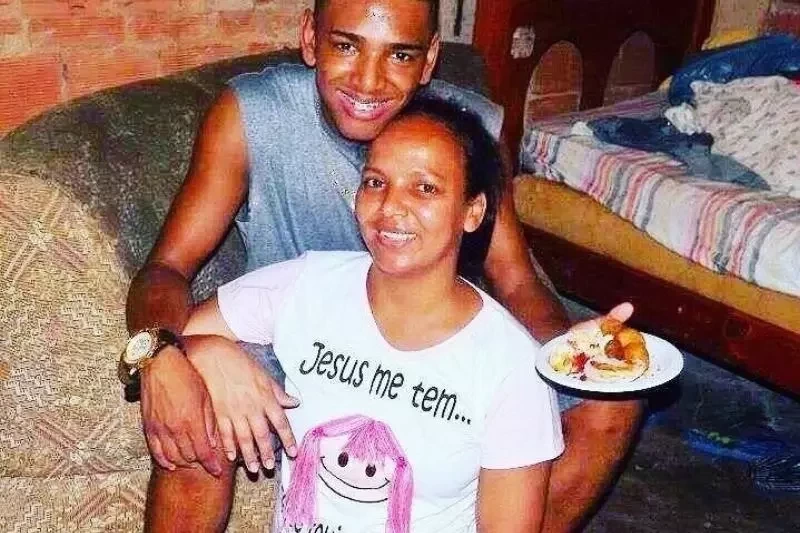 Descubra como eram as casas de algumas celebridades antes da fama - imagem 27741