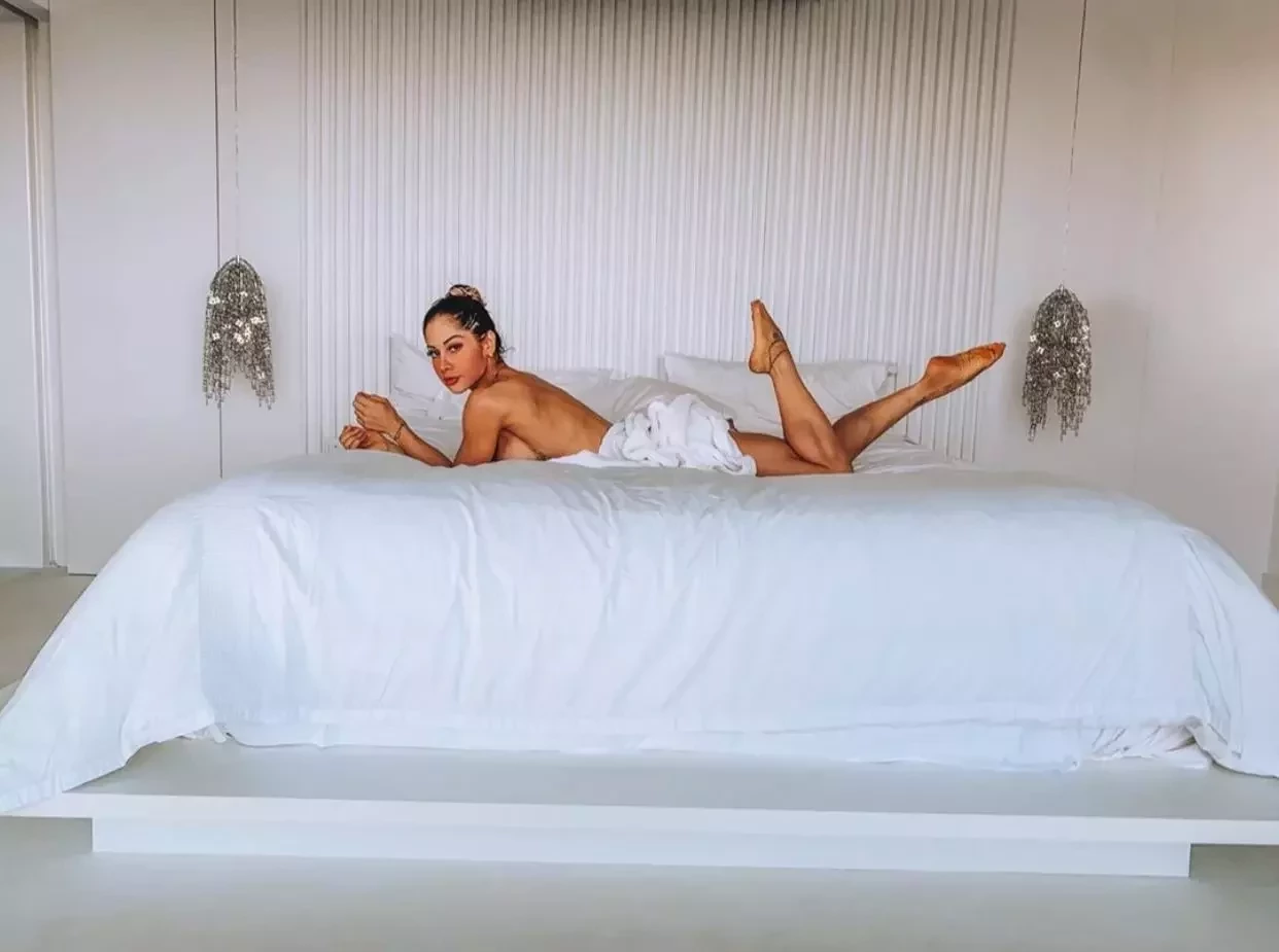 Mayra Cardi desabafa ao posar completamente nua: "Faltando marido"  - imagem 29226