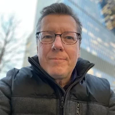 Famosos comparecem às urnas para votar neste domingo - imagem 29397