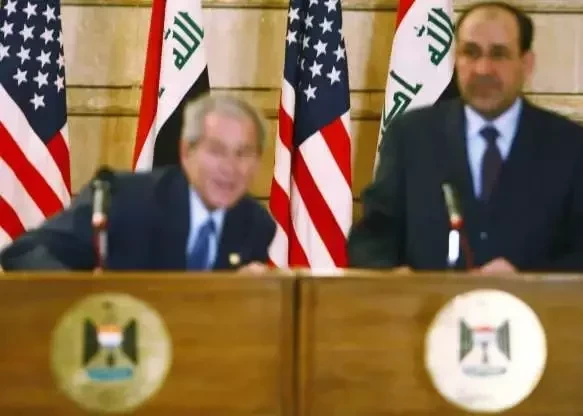 Conheça os famosos atingidos por ovos, absorvente e até animais mortos - imagem 29433