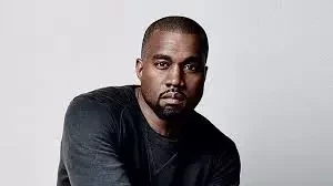 Conheça os famosos atingidos por ovos, absorvente e até animais mortos - imagem 29430