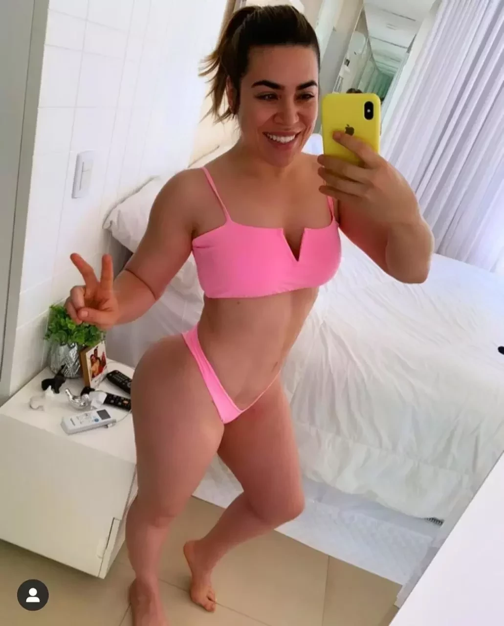 Após perder 30kg, Naiara Azevedo exibe gominhos e corpo sarado; fotos - imagem 29530