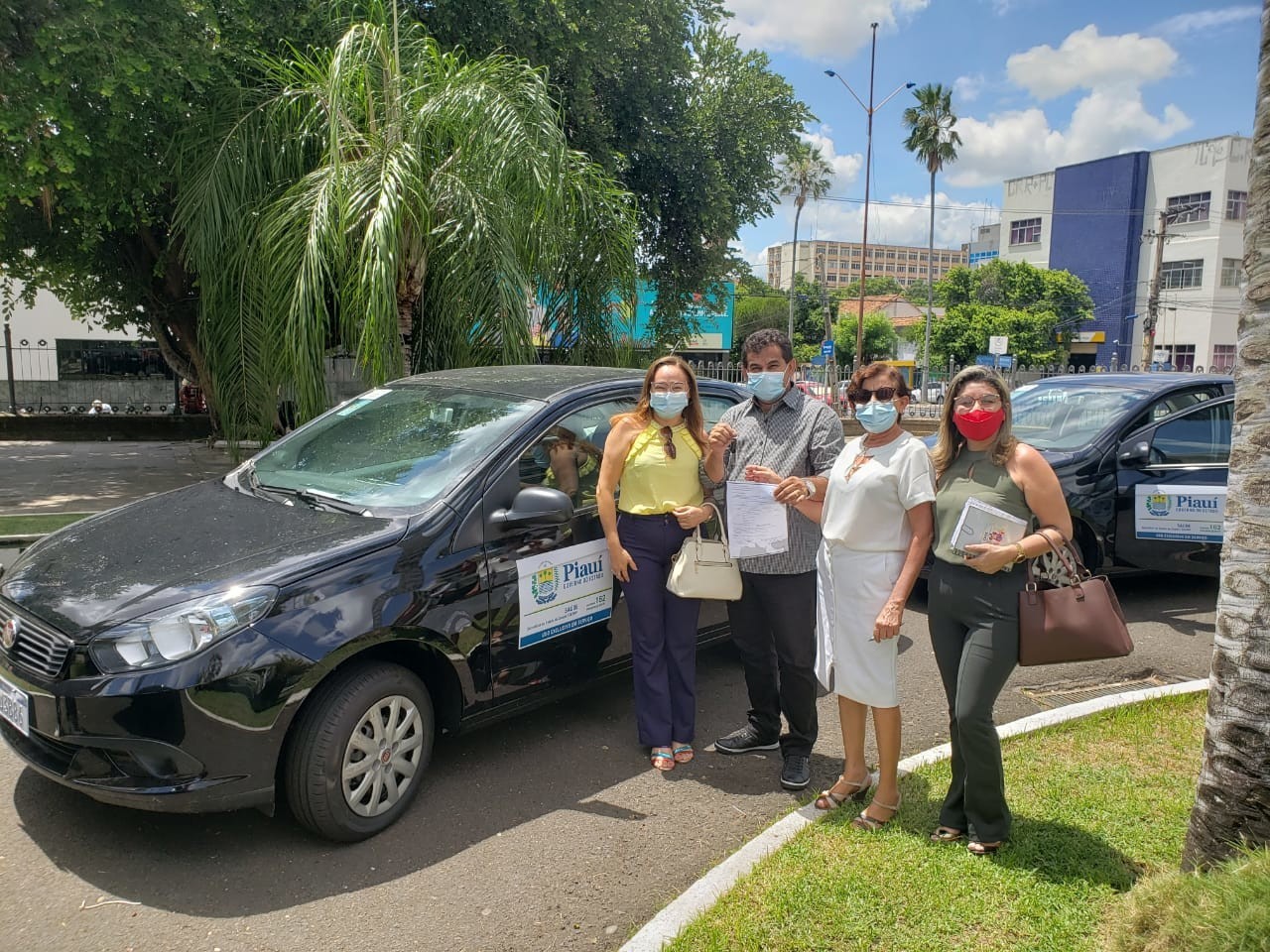 Jatobá do Piauí é contemplado com mais um veículo zero km a secretaria municipal de saúde 