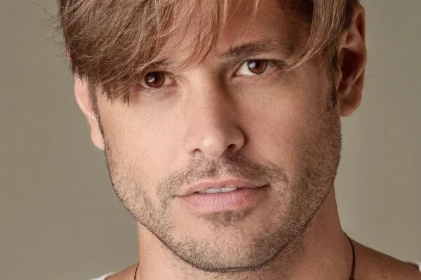 Astros que usaram aplicativos de relacionamento para encontrar um amor - imagem 29979