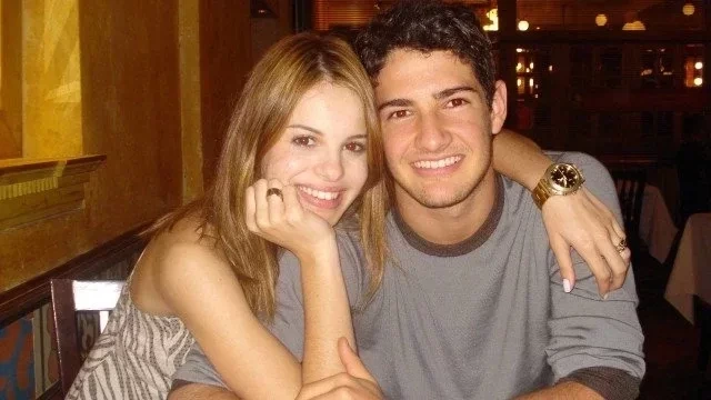 Relembre relacionamentos de famosos que terminaram num piscar de olhos - imagem 28921