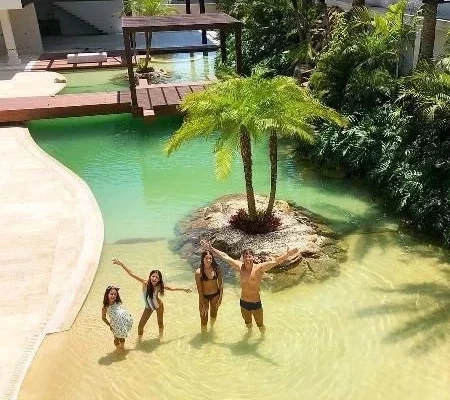 Veja quanto custa a piscina com 'praia' e 'ilha' do Rodrigo Faro