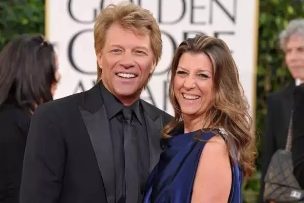 Conheça 10 famosos que casaram com seus romances da adolescência - imagem 29053