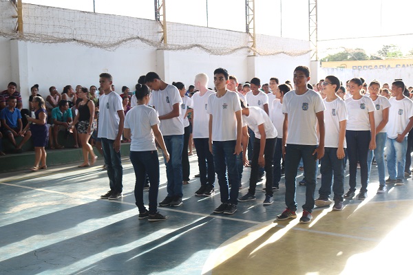 Polícia Militar vem resolvendo a segurança em N. S. dos Remédios - Imagem 14