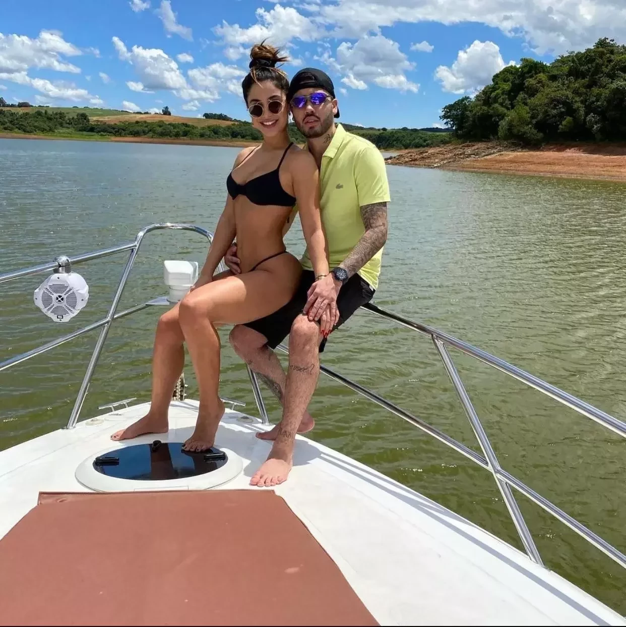 Kevinho e a namorada compartilham cliques quentes na web; fotos - imagem 30697